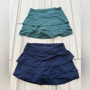 Athleta Kids Skorts size small (7) - Teal and Navy